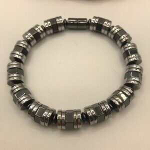 Men's Hematite Bracelet Handmade Brand New comes in Gift Box